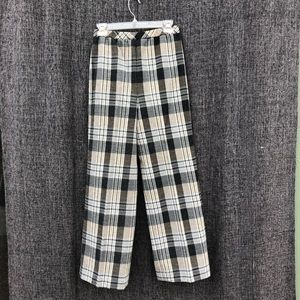 Jantzen grey and tan plaid pants